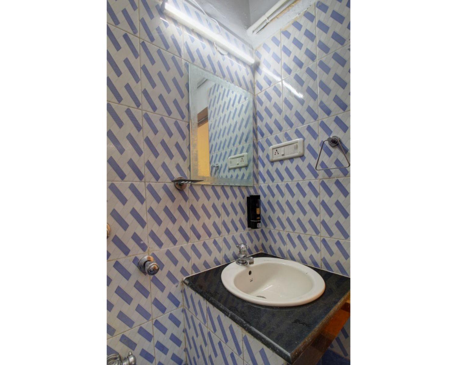 Hotel Pleasure Inn Near Turtle Beach Morjim Manage By Ld Group Of Hospitality Екстериор снимка